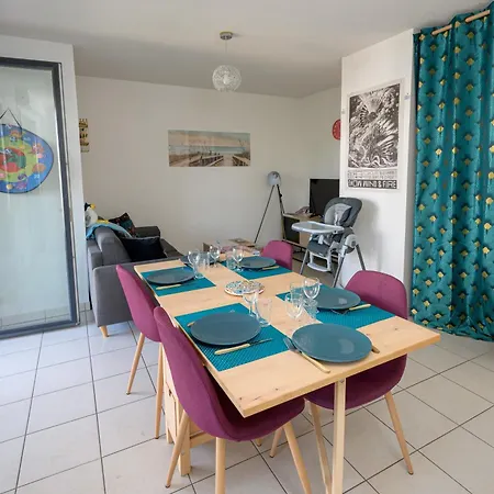 La Loge Du Minotaure, Parking Et Bureaux *