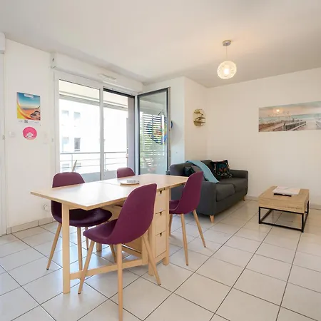 La Loge Du Minotaure, Parking Et Bureaux Appartement