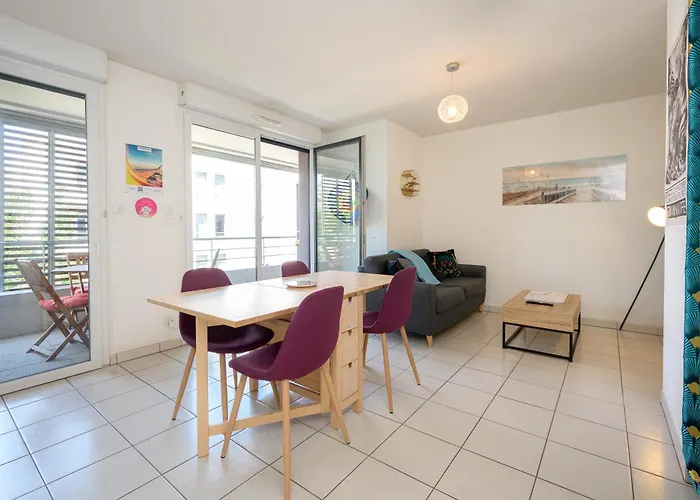 La Loge Du Minotaure, Parking Et Bureaux Appartement