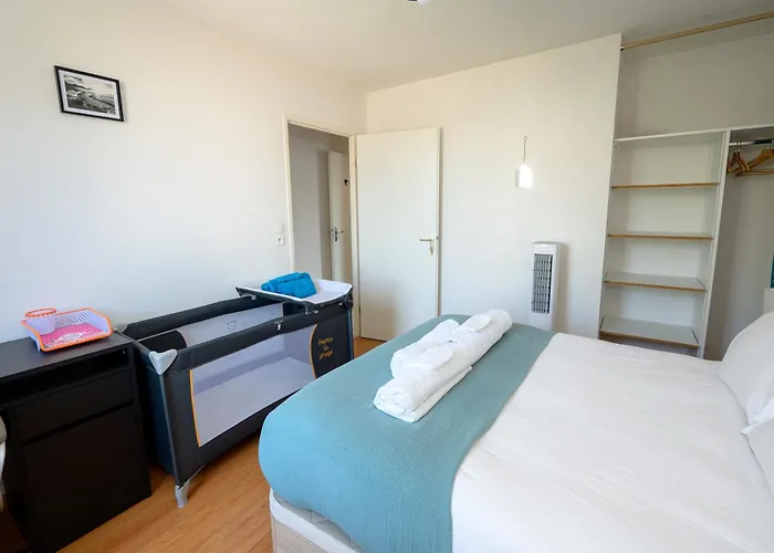 La Loge Du Minotaure, Parking Et Bureaux Apartment *