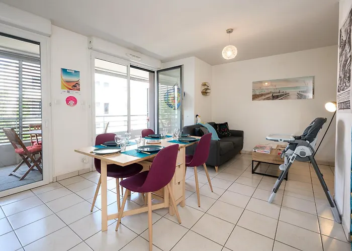 La Loge Du Minotaure, Parking Et Bureaux Appartement