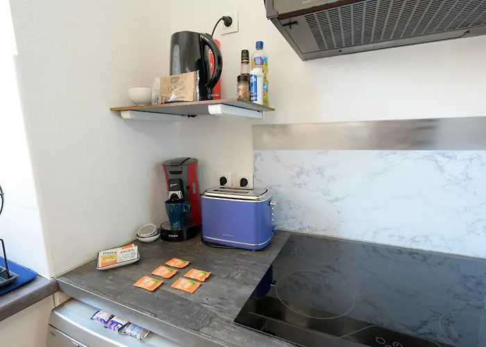 La Loge Du Minotaure, Parking Et Bureaux * Toulouse