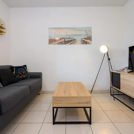 Apartment La Loge Du Minotaure, Parking Et Bureaux *